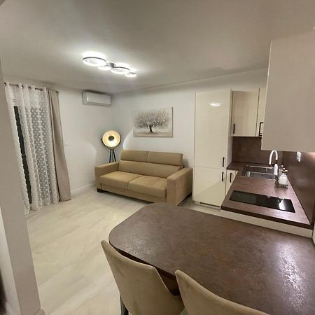 Apartmani Biokovo Макарска Экстерьер фото